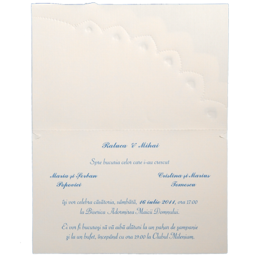 Invitatie de nunta crem cu inimioare albastre si aurii 114213 TBZ
