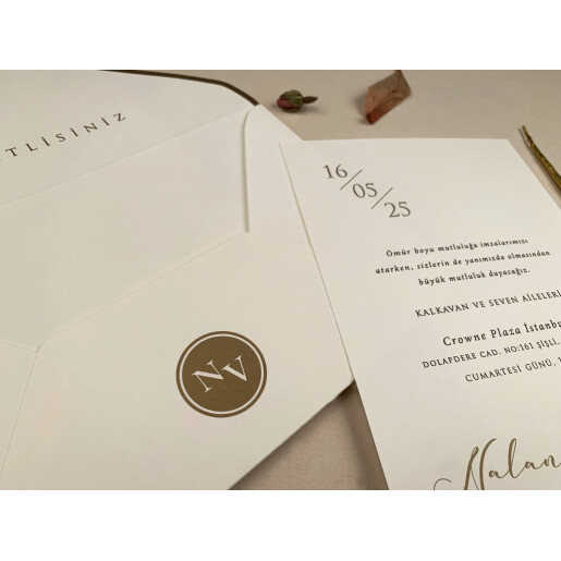Invitatie De Nunta Eleganta Cu Plic Cu Chenar 12259 ELA