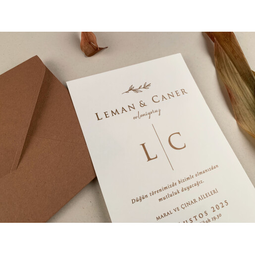 Invitatie De Nunta Eleganta Cu Plic Maro Sidefat 12285 ELA