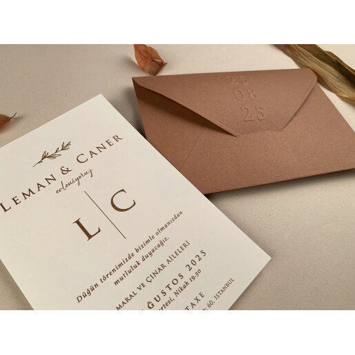 Invitatie De Nunta Eleganta Cu Plic Maro Sidefat 12285 ELA