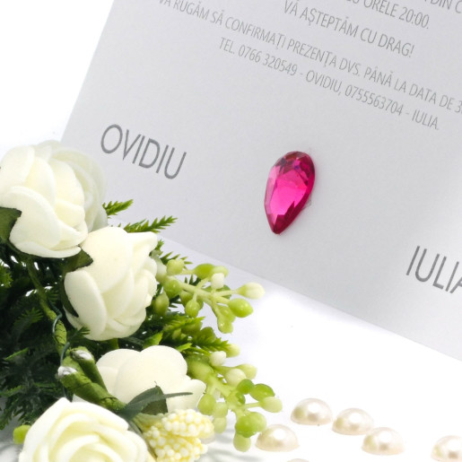 Invitatie de nunta gri sidef cu insertii florale roz si negru 2114 TBZ