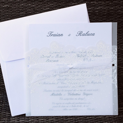 Invitatie de nunta eleganta alba cu calc si fundita 1143 Polen