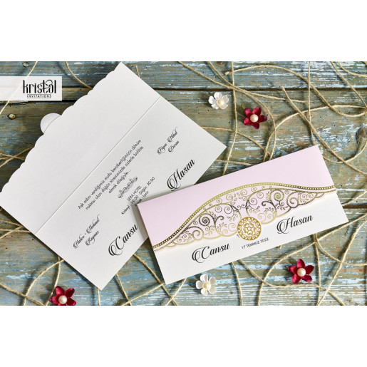 Invitatie de nunta tip plic florala roz cu auriu 70348 KRISTAL