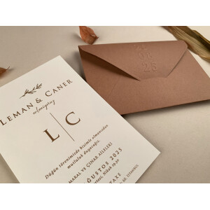 Invitatie De Nunta Eleganta Cu Plic Maro Sidefat 12285 ELA