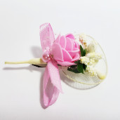 Cocarda cu trandafiri artificiali 03 roz